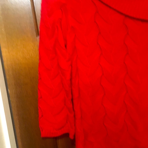 🔥 DEAL Beautiful Detailed Kim Rogers Sweater. Can be worn off one shoulder. Cow… - Picture 6 of 6